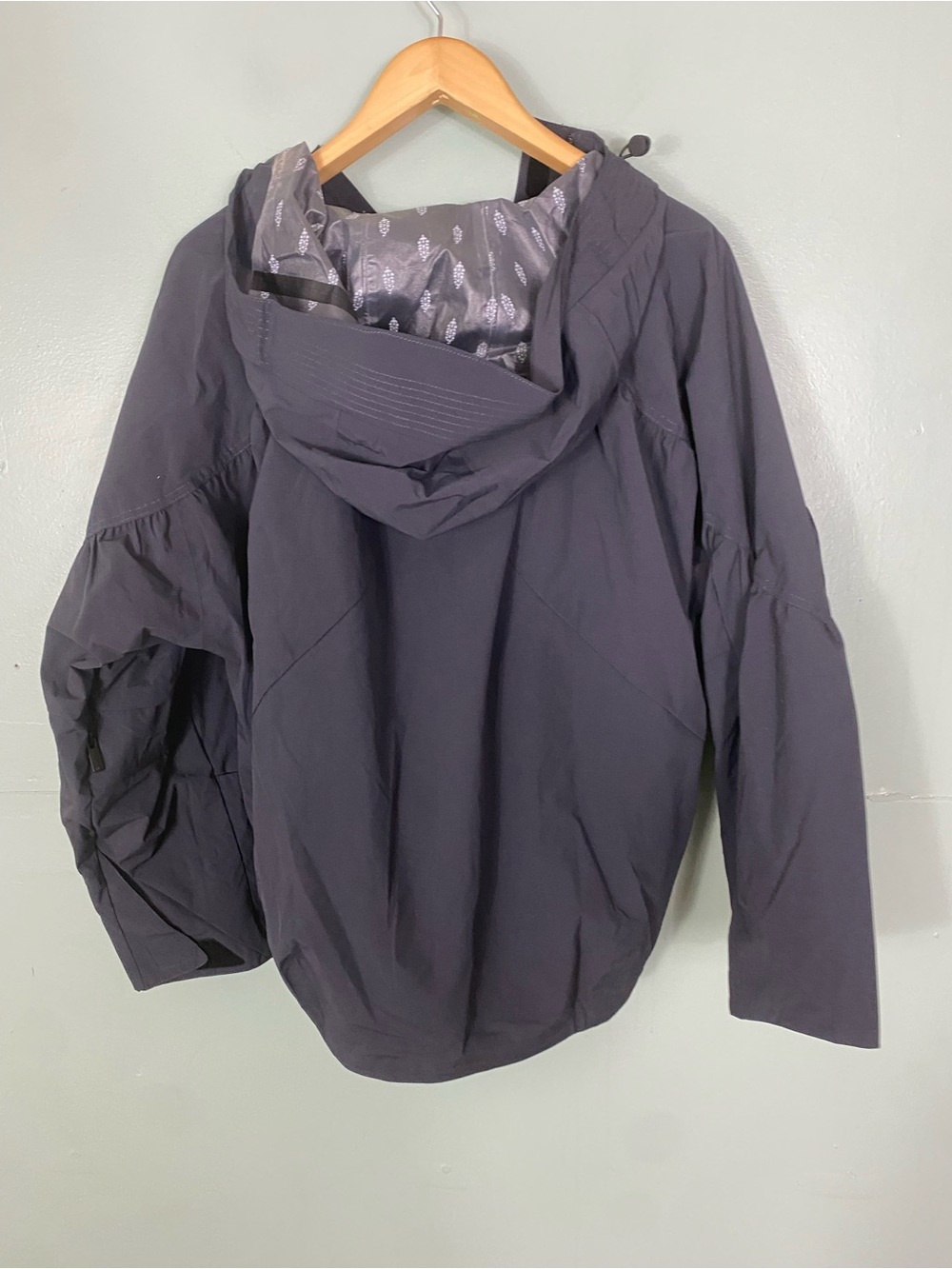 Free People Movement Peak To Peak popover Jacket Black Shell Small - Picture 4 of 4